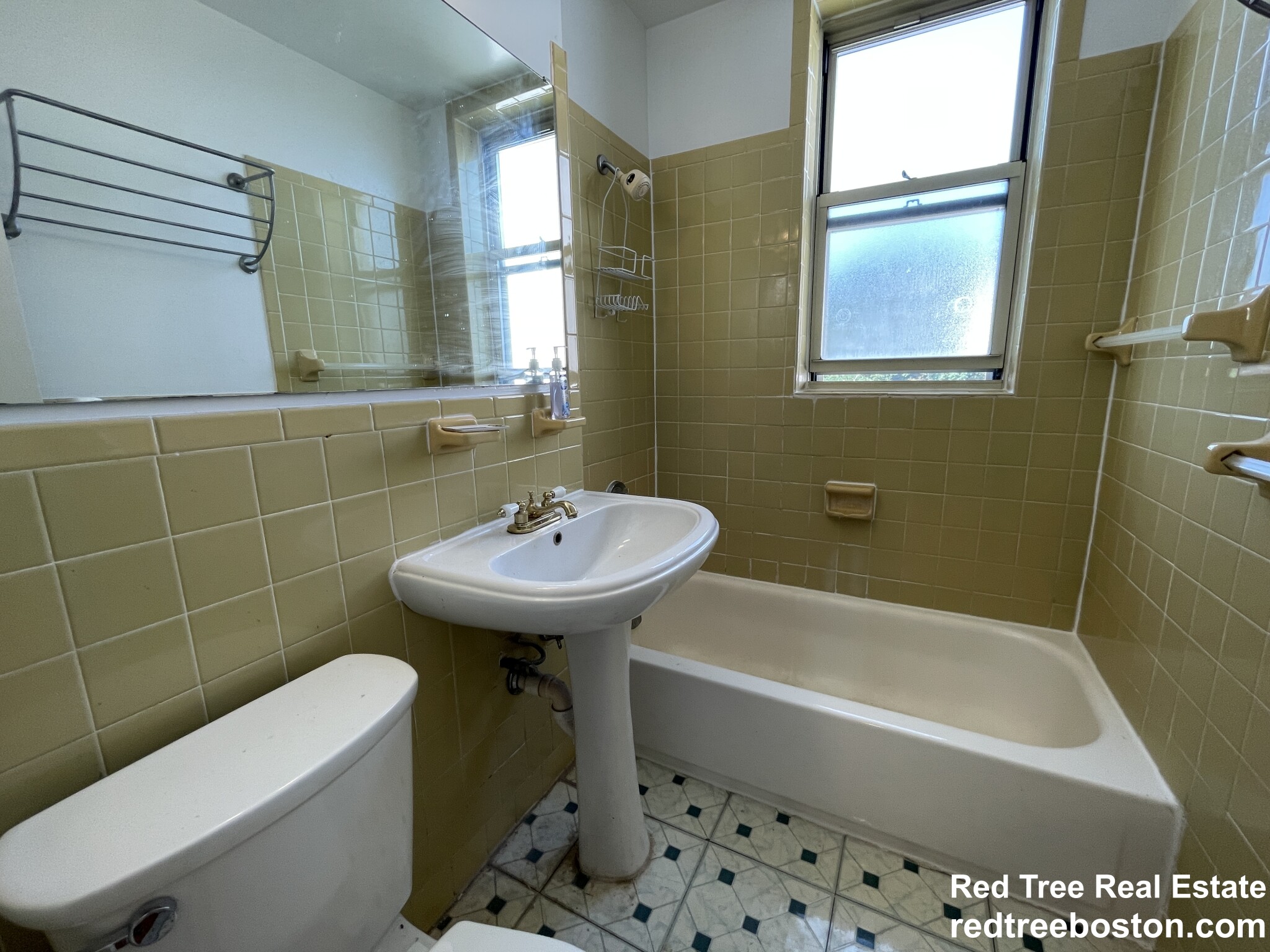 1 bed, 1 bath apartment for rent at 20 Colborne Rd Unit 21, Brighton — photo 11 of 17