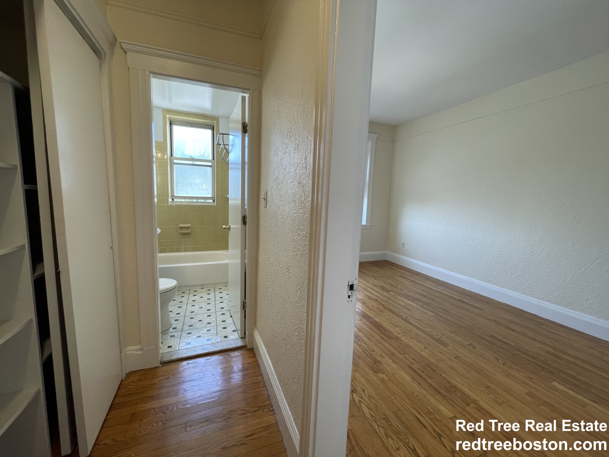 1 bed, 1 bath apartment for rent at 20 Colborne Rd Unit 21, Brighton — photo 9 of 17