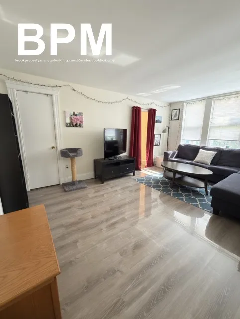 2 bed, 1 bath apartment for rent at 20 Colborne Rd Unit 4, Brighton — photo 1 of 3