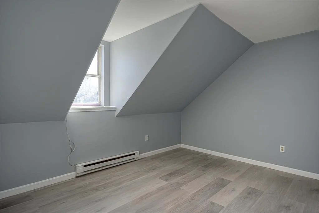 4 bed, 2 bath apartment for rent at 20 Common St Unit 20, Natick — photo 12 of 18