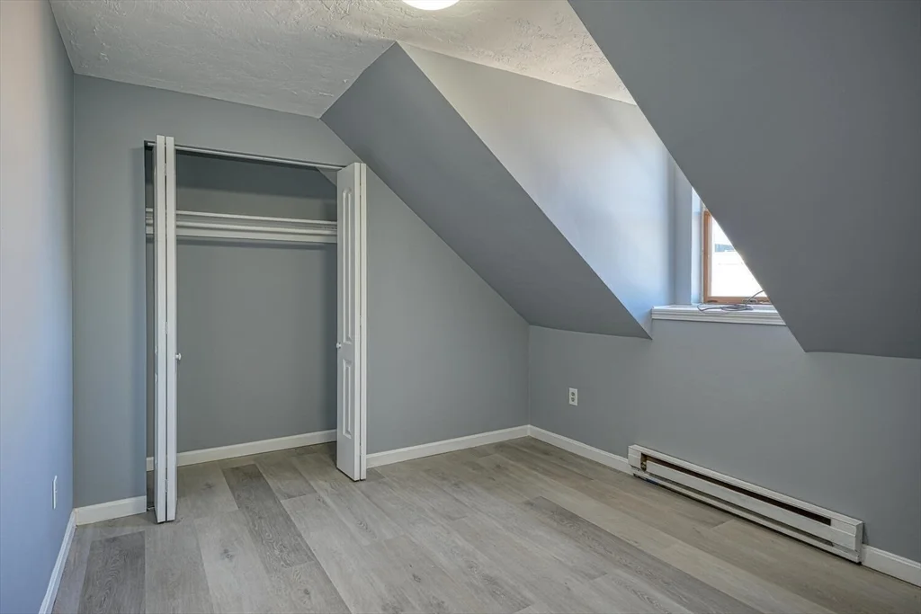 4 bed, 2 bath apartment for rent at 20 Common St Unit 20, Natick — photo 11 of 18
