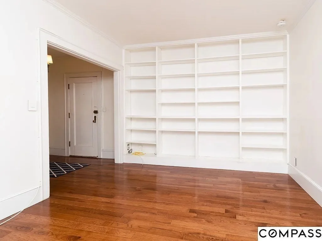 1 bed, 1 bath apartment for rent at 20 Concord Ave Unit 2, Harvard Square — photo 5 of 14
