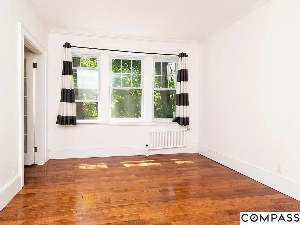 1 bed, 1 bath apartment for rent at 20 Concord Ave Unit 2, Harvard Square — photo 3 of 14