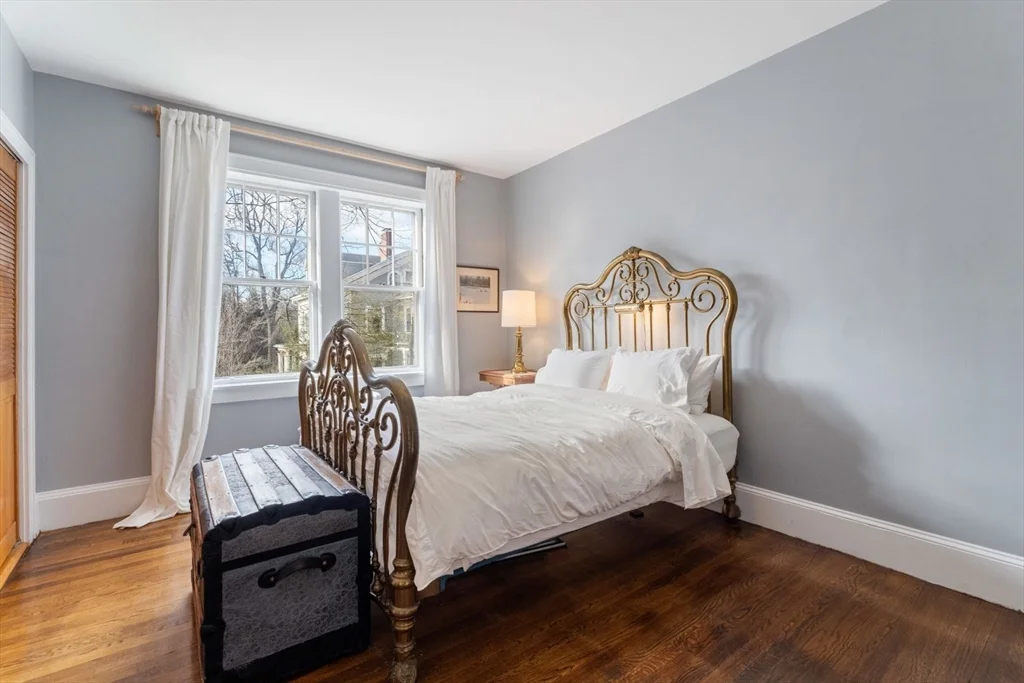 1 bed, 1 bath apartment for rent at 20 Concord Ave Unit 6, Harvard Square — photo 15 of 20