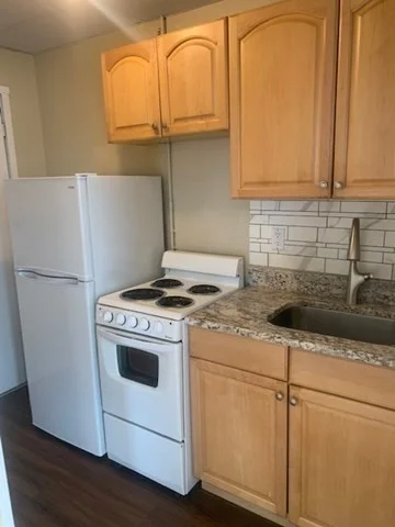 1 bed, 1 bath apartment for rent at 20 Coral Ave Unit 10, Winthrop — photo 4 of 13