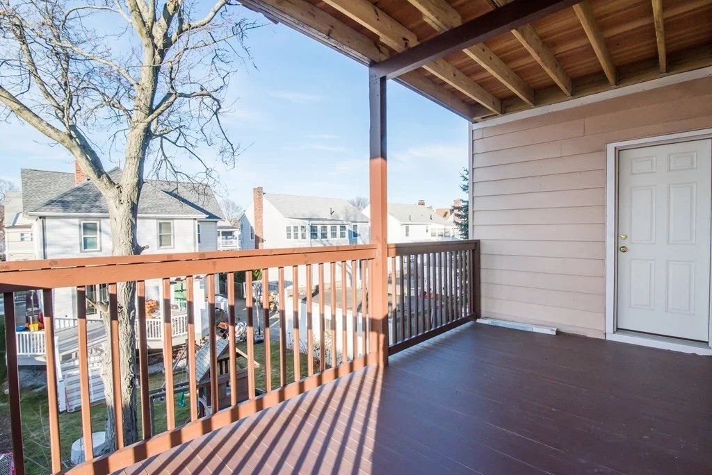1 bed, 1 bath apartment for rent at 20 Coral Unit 7, Winthrop — photo 9 of 10