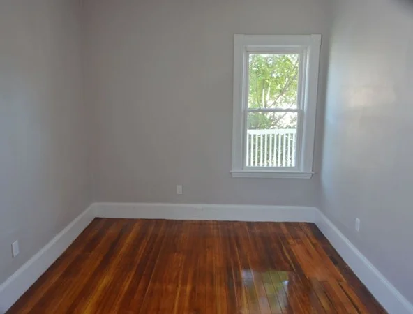 4 bed, 1 bath apartment for rent at 20 Corona St Unit 3, Dorchester — photo 6 of 12