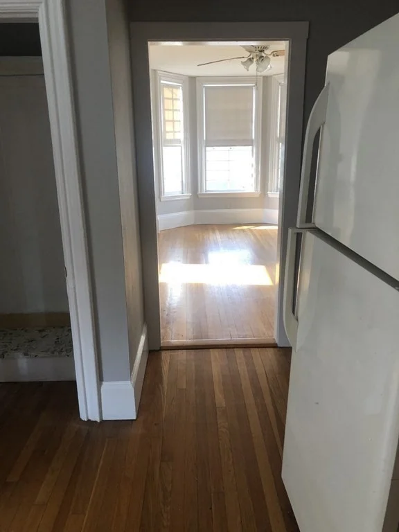 Studio bed, 1 bath apartment for rent at 20 Crescent Ave Unit 1, South Braintree — photo 4 of 9