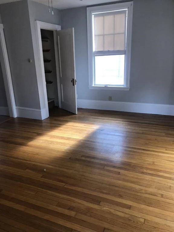 Studio bed, 1 bath apartment for rent at 20 Crescent Ave Unit 1, South Braintree — photo 3 of 9