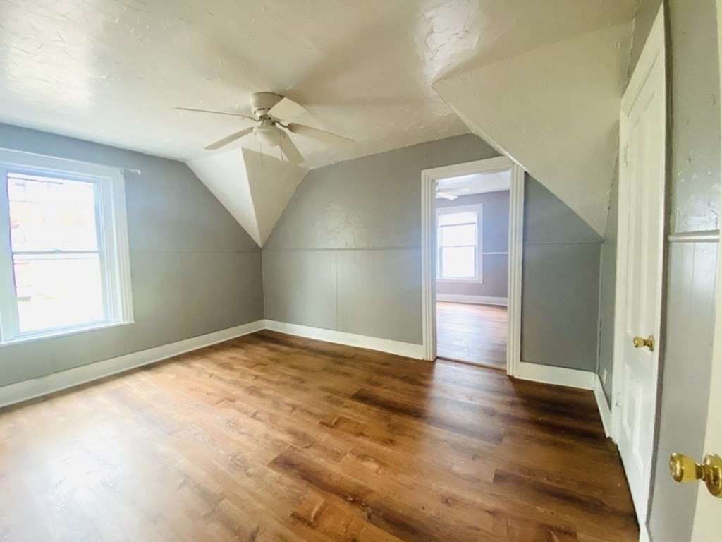 3 bed, 1 bath apartment for rent at 20 Crystal Unit 1, Worcester — photo 9 of 19