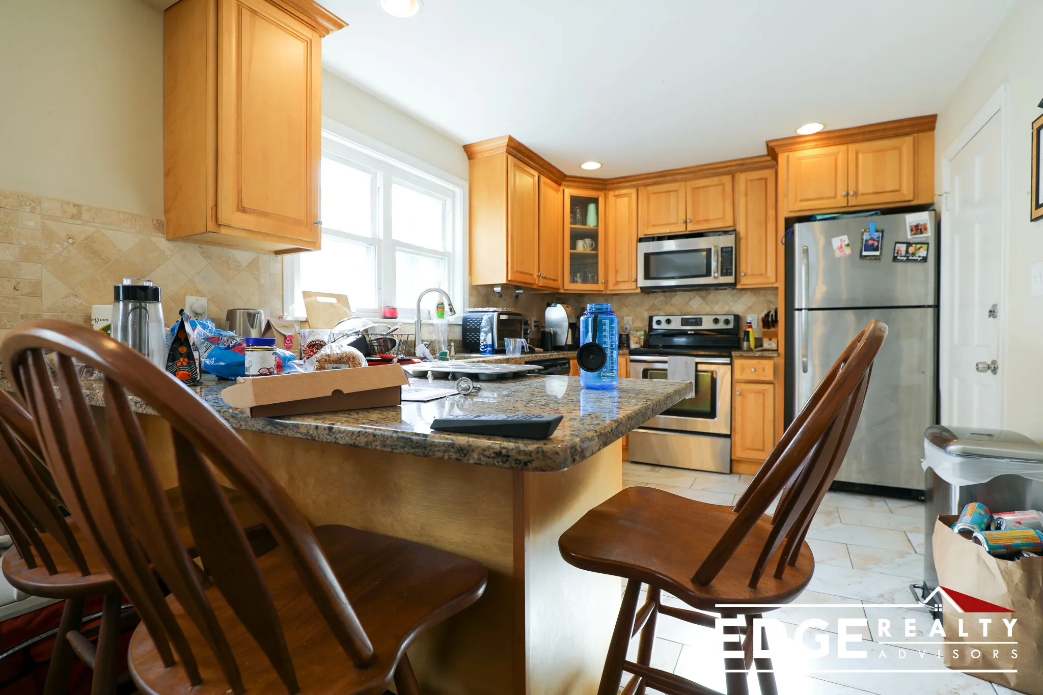 4 bed, 2 bath apartment for rent at 20 Cummings Rd Unit 1, Brighton — photo 2 of 10