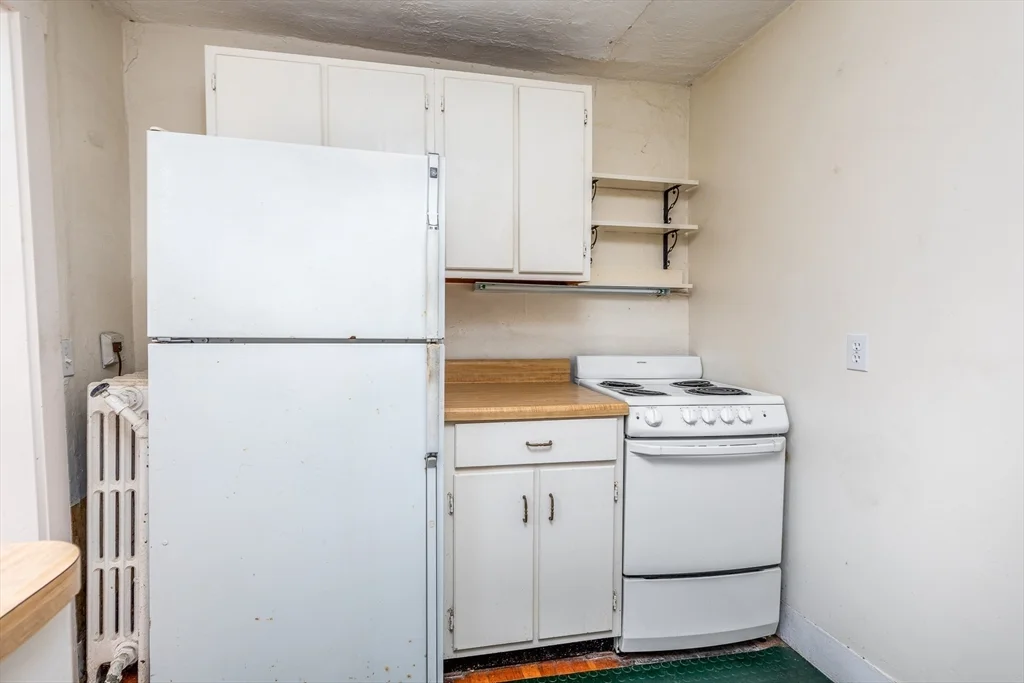 2 bed, 1 bath apartment for rent at 20 Darling St Unit None, Glenwood — photo 7 of 23