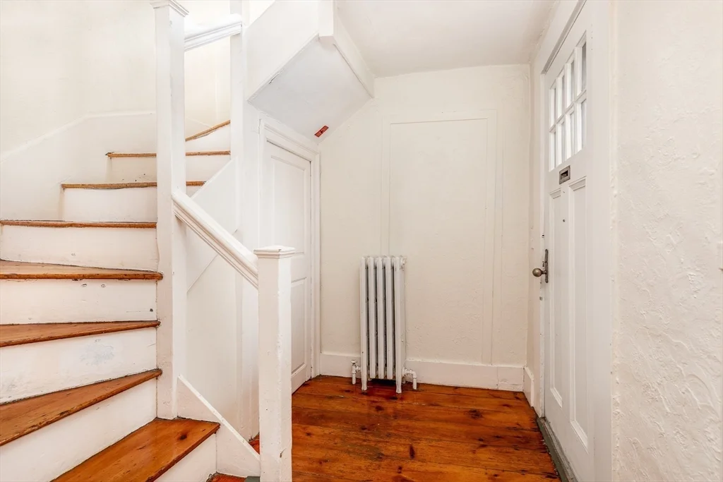 2 bed, 1 bath apartment for rent at 20 Darling St Unit None, Glenwood — photo 10 of 23