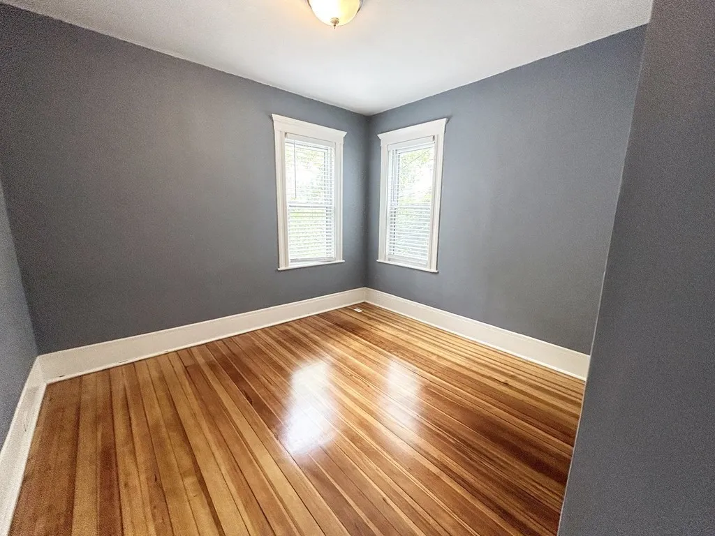 3 bed, 1 bath apartment for rent at 20 Dawes St Unit 1, Dorchester — photo 10 of 12