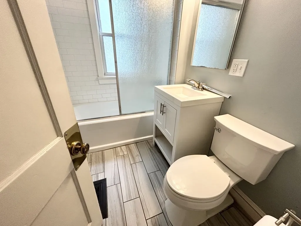 3 bed, 1 bath apartment for rent at 20 Dawes St Unit 1, Dorchester — photo 11 of 12