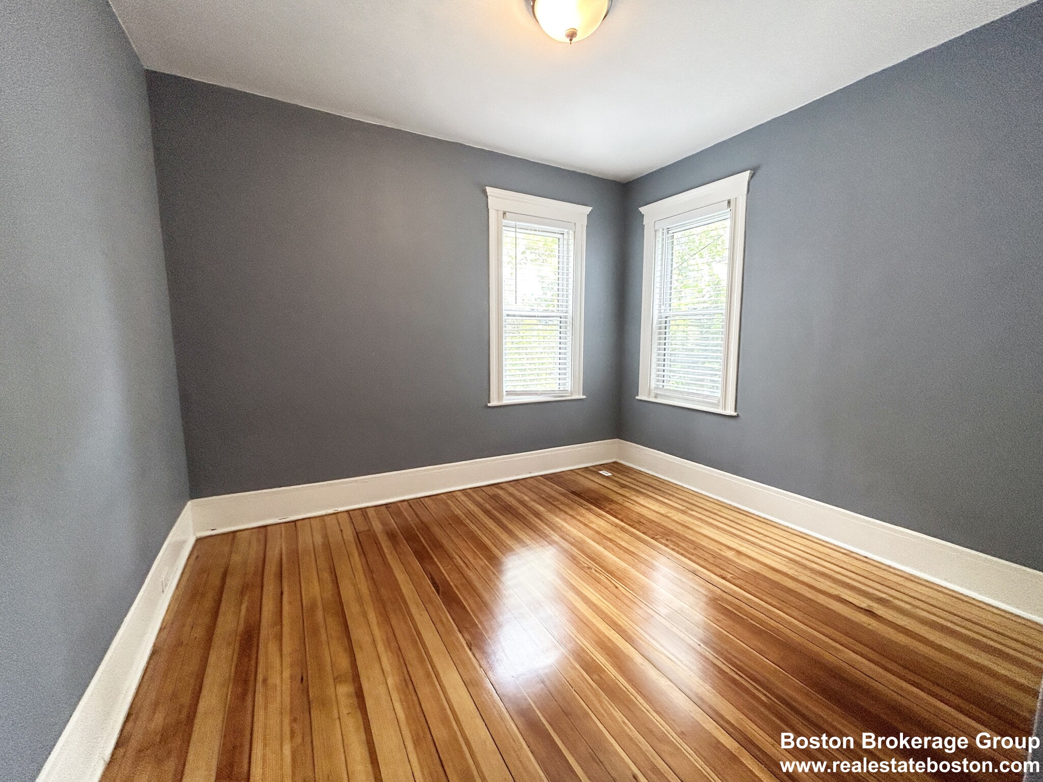 3 bed, 1 bath apartment for rent at 20 Dawes St Unit 1E, Dorchester — photo 6 of 8