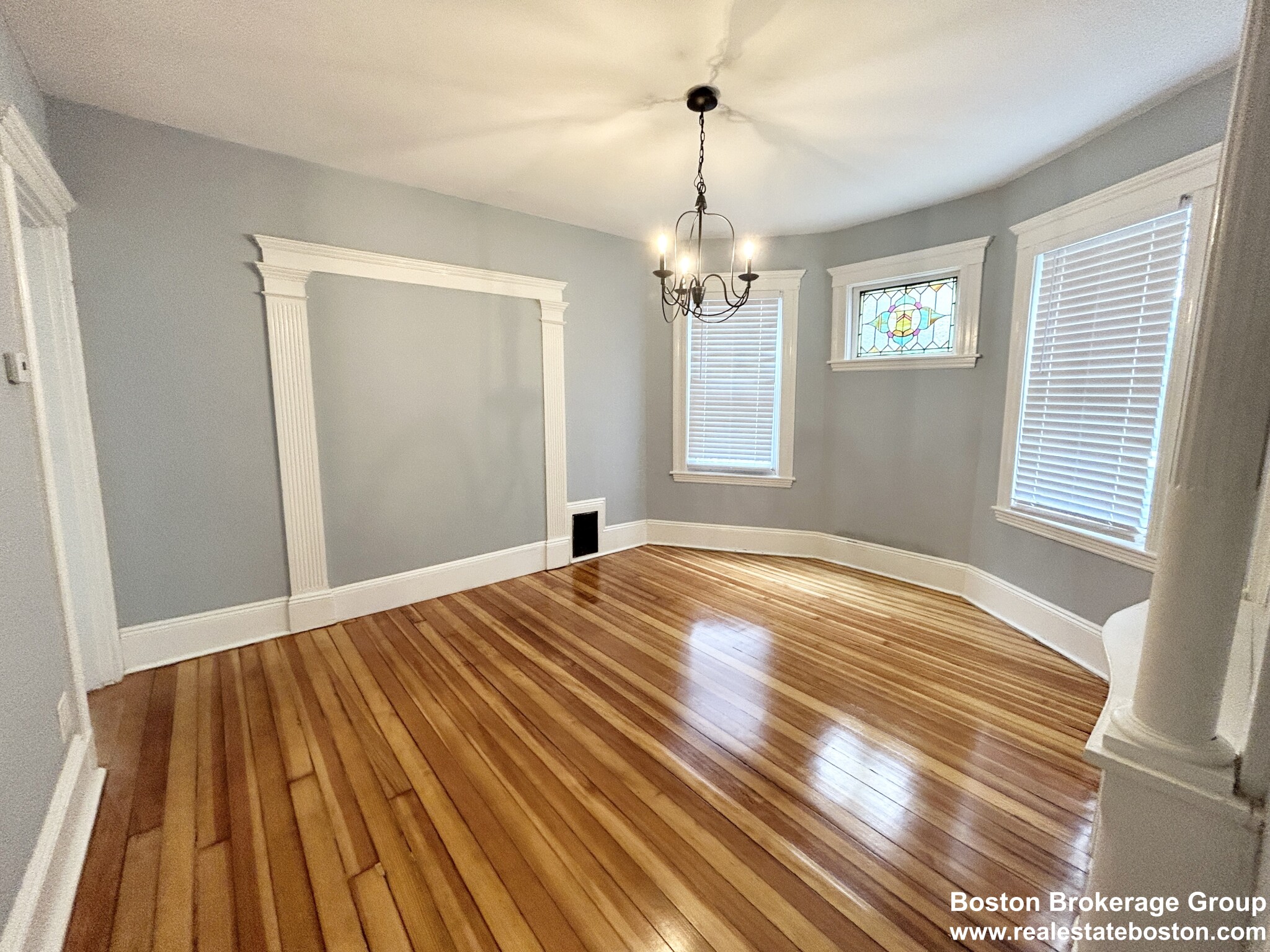 3 bed, 1 bath apartment for rent at 20 Dawes St Unit 1E, Dorchester — photo 3 of 8