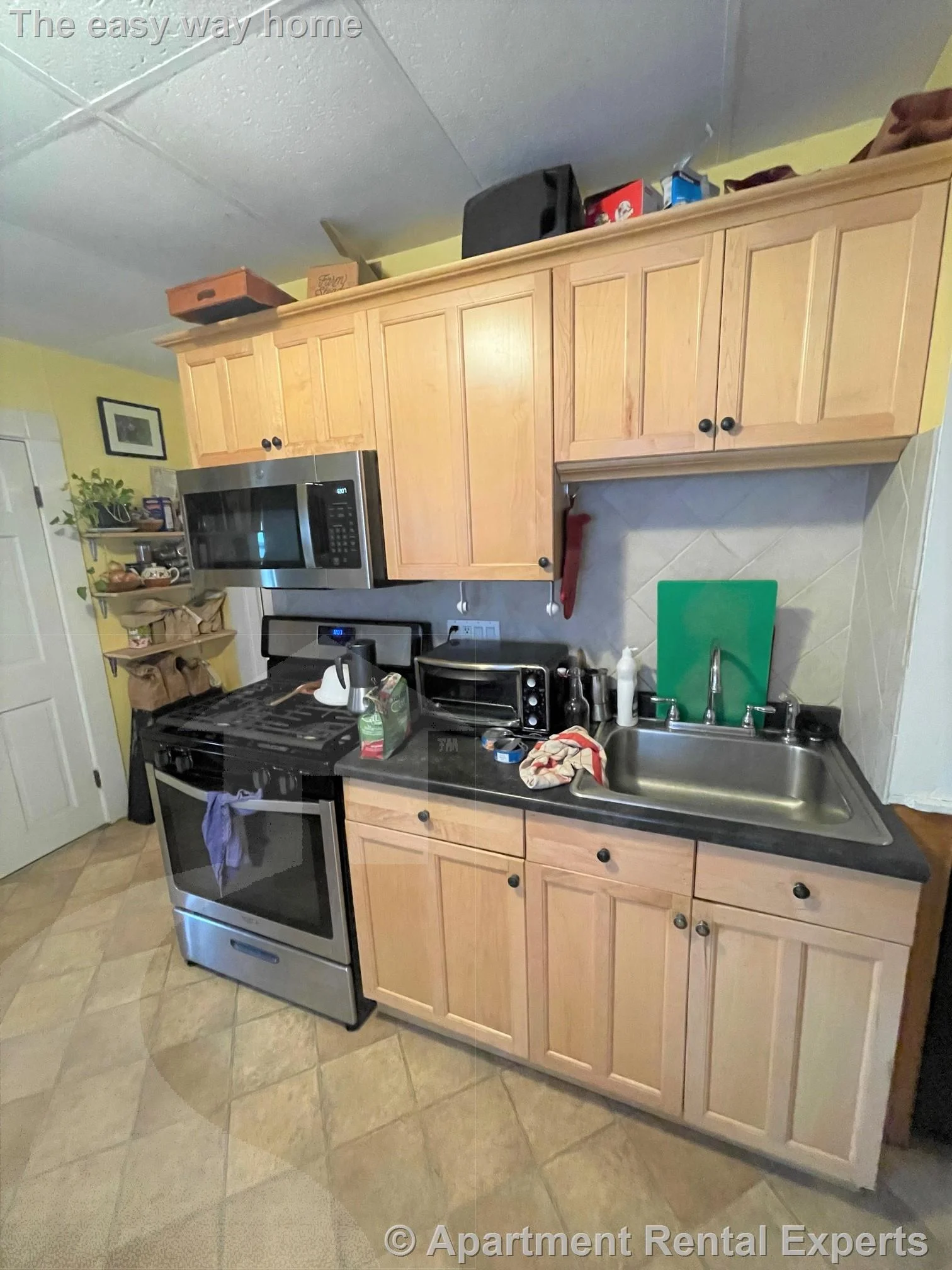 1 bed, 1 bath apartment for rent at 20 Dell St Unit 1, Union Square — photo 2 of 10