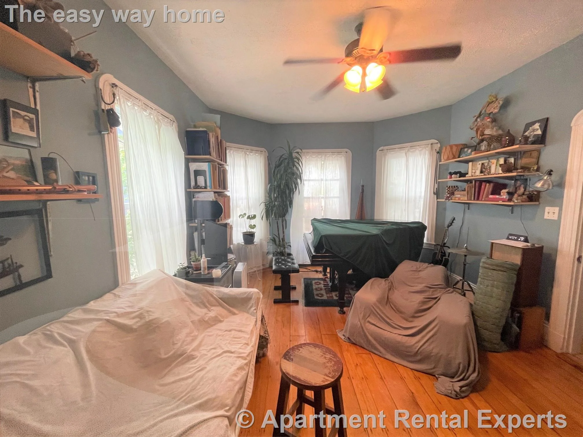 1 bed, 1 bath apartment for rent at 20 Dell St Unit 1, Union Square — photo 4 of 10