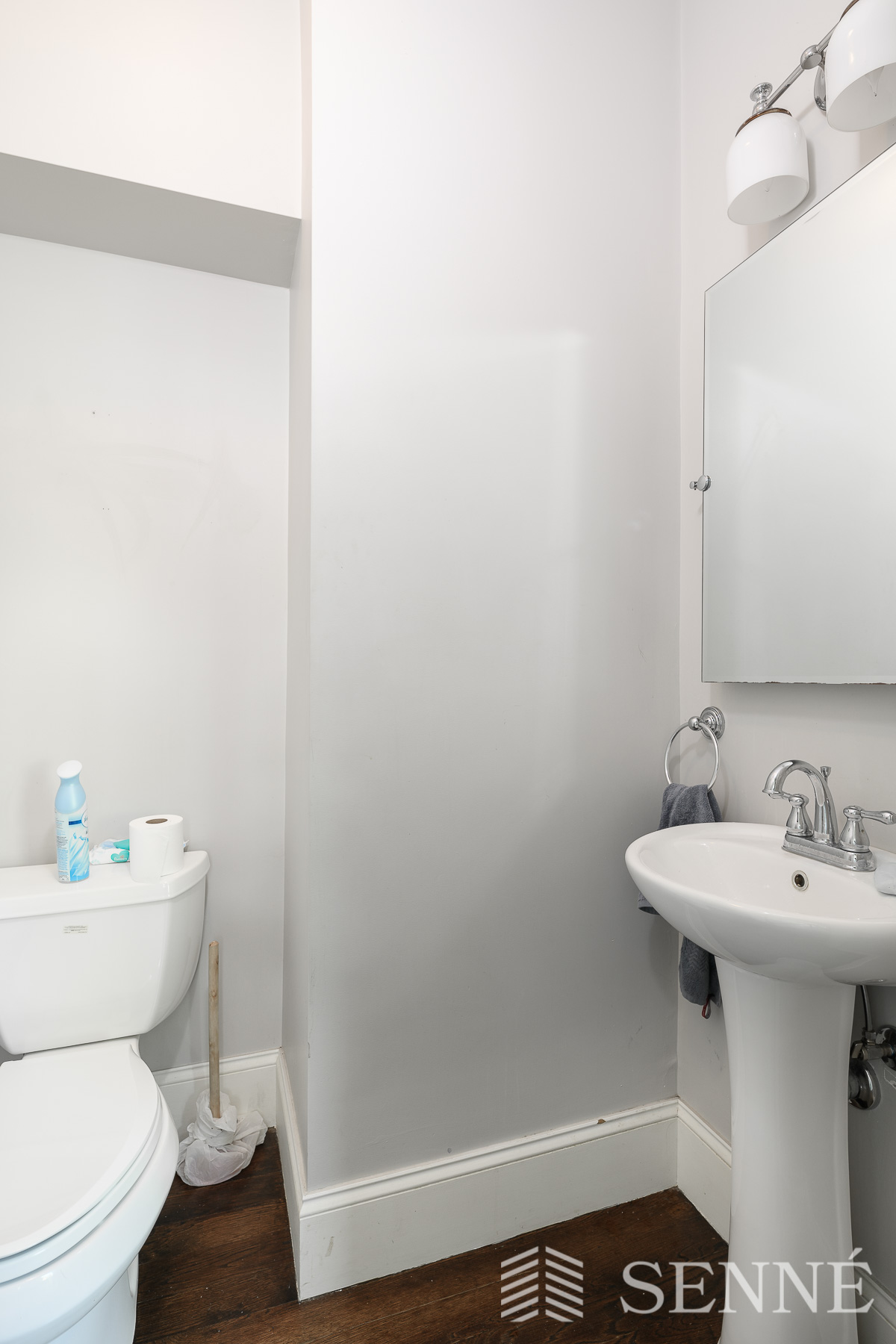 3 bed, 1.5 bath apartment for rent at 20 Dodge St, Riverside — photo 7 of 13