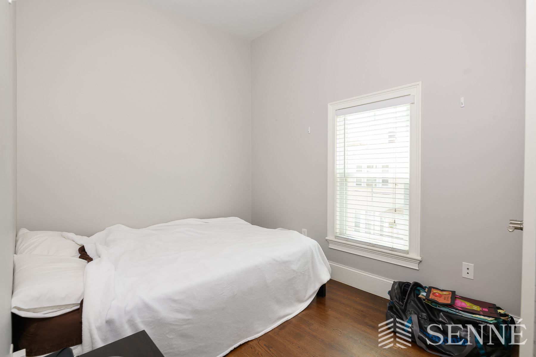3 bed, 1.5 bath apartment for rent at 20 Dodge St, Riverside — photo 5 of 13