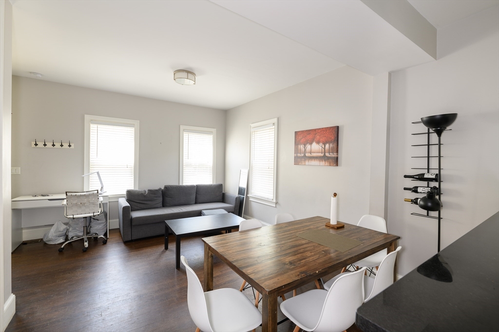 3 bed, 1 bath apartment for rent at 20 Dodge Unit 20, Riverside — photo 12 of 12