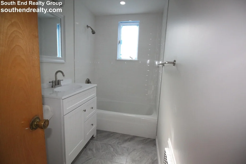 2 bed, 1 bath apartment for rent at 20 Egerton Rd Unit 20, Arlington — photo 14 of 15