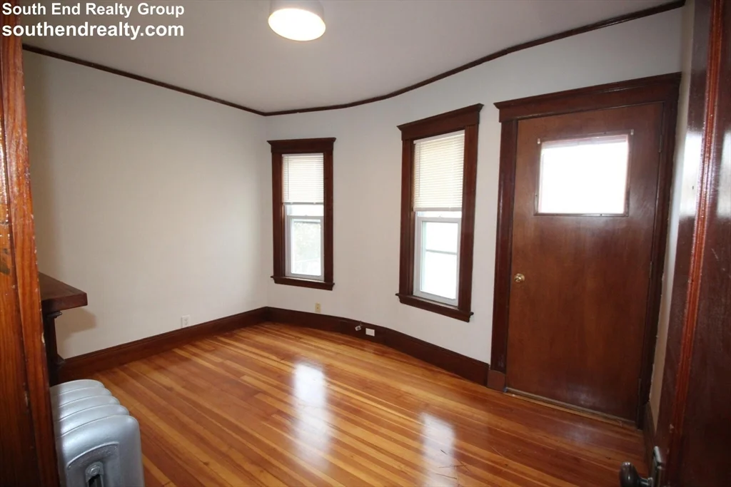 2 bed, 1 bath apartment for rent at 20 Egerton Rd Unit 20, Arlington — photo 9 of 15