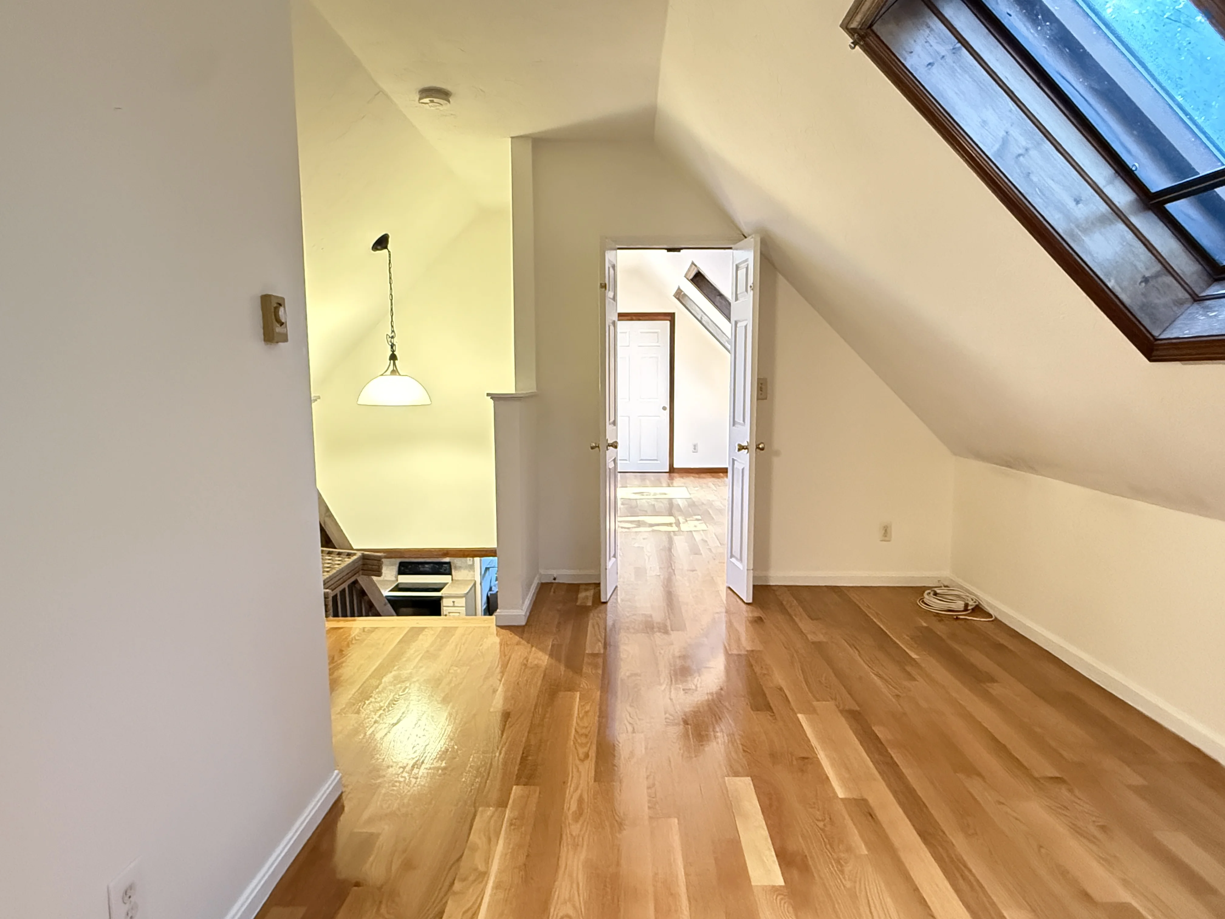4 bed, 2 bath apartment for rent at 20 Eliot St Unit A, Chestnut Hill — photo 13 of 14