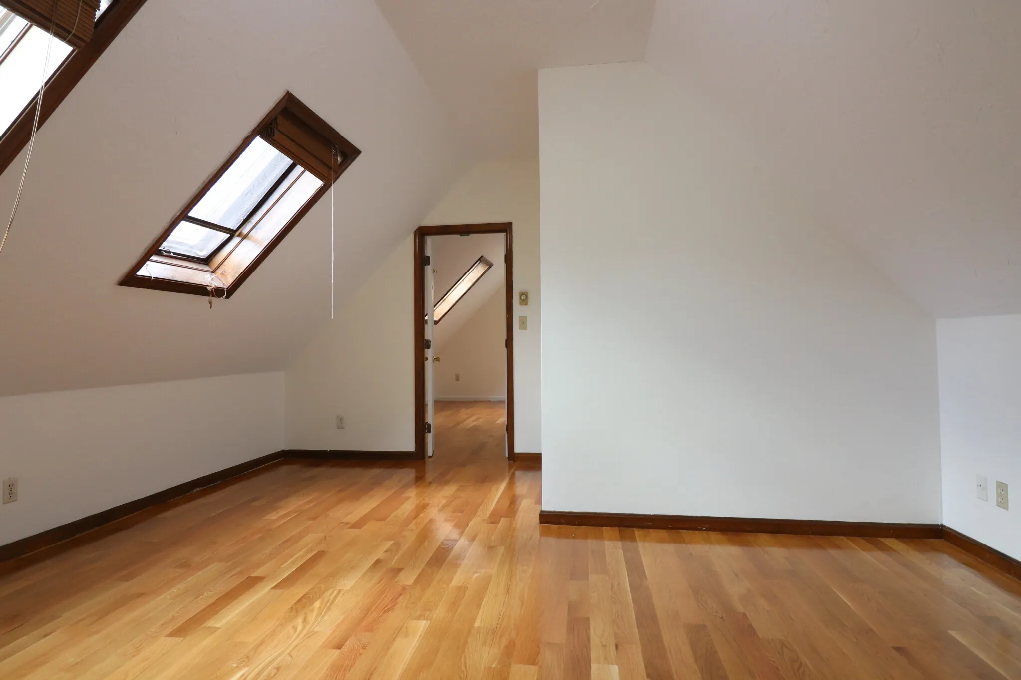 4 bed, 2 bath apartment for rent at 20 Eliot St Unit B, Chestnut Hill — photo 20 of 25