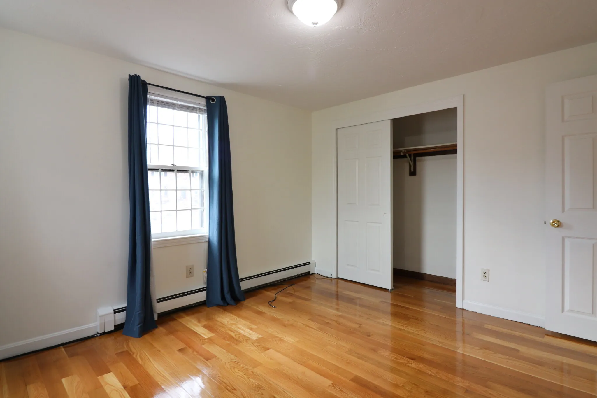 4 bed, 2 bath apartment for rent at 20 Eliot St Unit B, Chestnut Hill — photo 16 of 25