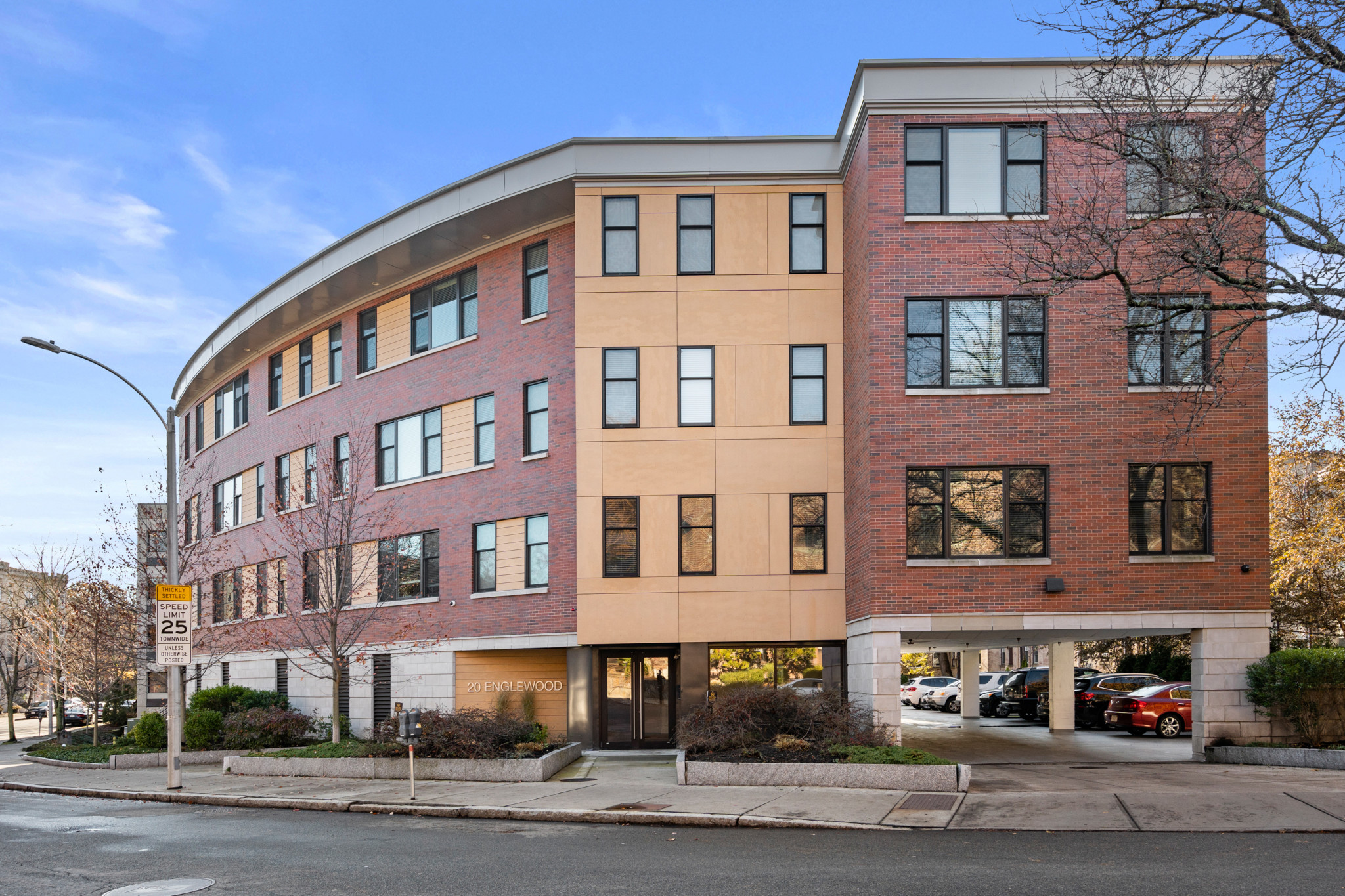 1 bed, 1 bath apartment for rent at 20 Englewood Ave Unit 206, Brookline