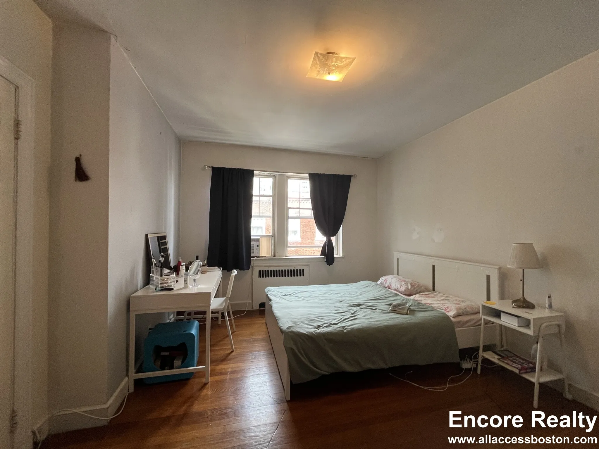 2 bed, 1 bath apartment for rent at 20 Fairbanks St Unit 8, Brookline — photo 13 of 20