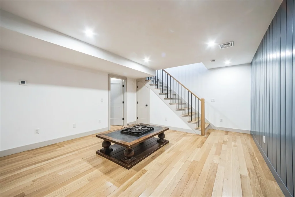 4 bed, 3 bath apartment for rent at 20 Fairmont St Unit 20, Cambridgeport — photo 20 of 24