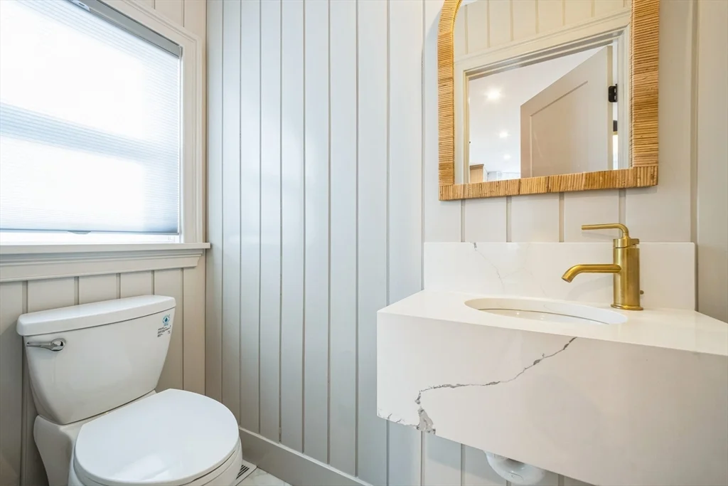 4 bed, 3 bath apartment for rent at 20 Fairmont St Unit 20, Cambridgeport — photo 7 of 24