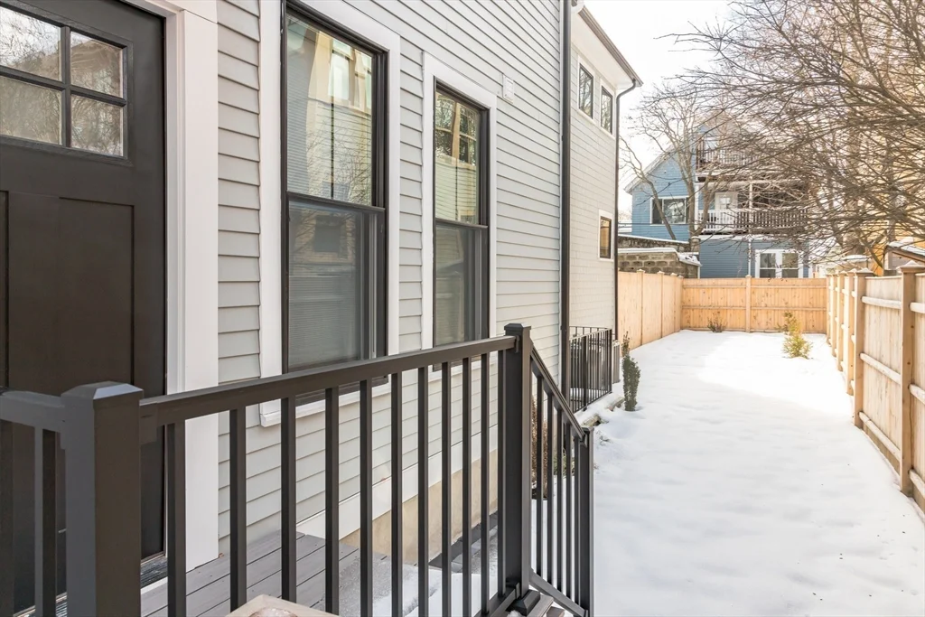 4 bed, 3 bath apartment for rent at 20 Fairmont St Unit 20, Cambridgeport — photo 22 of 24