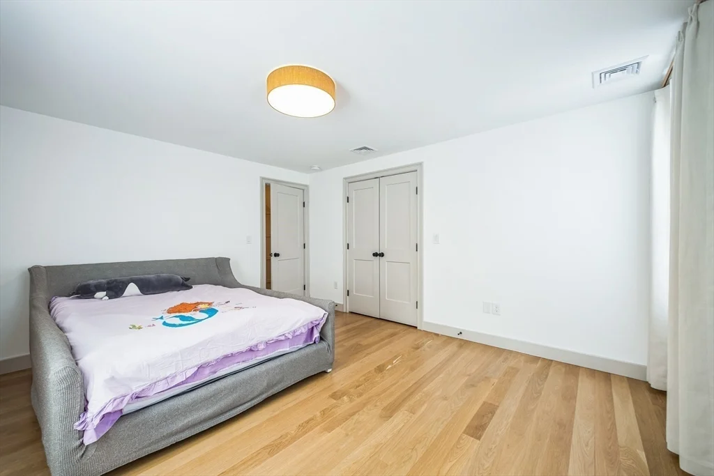 4 bed, 3 bath apartment for rent at 20 Fairmont St Unit 20, Cambridgeport — photo 17 of 24