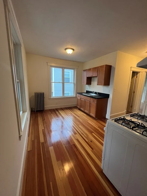 2 bed, 1 bath apartment for rent at 20 Fairmount St Unit 1, Mattapan — photo 2 of 9