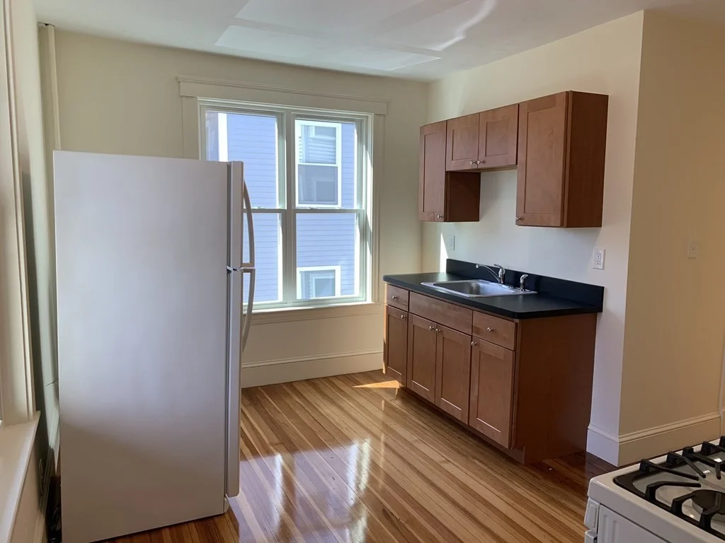 2 bed, 1 bath apartment for rent at 20 Fairmount St Unit 3, Dorchester — photo 4 of 20