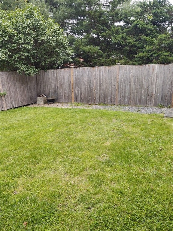 3 bed, 1 bath apartment for rent at 20 Fay Ct Unit B, Marlborough — photo 28 of 28