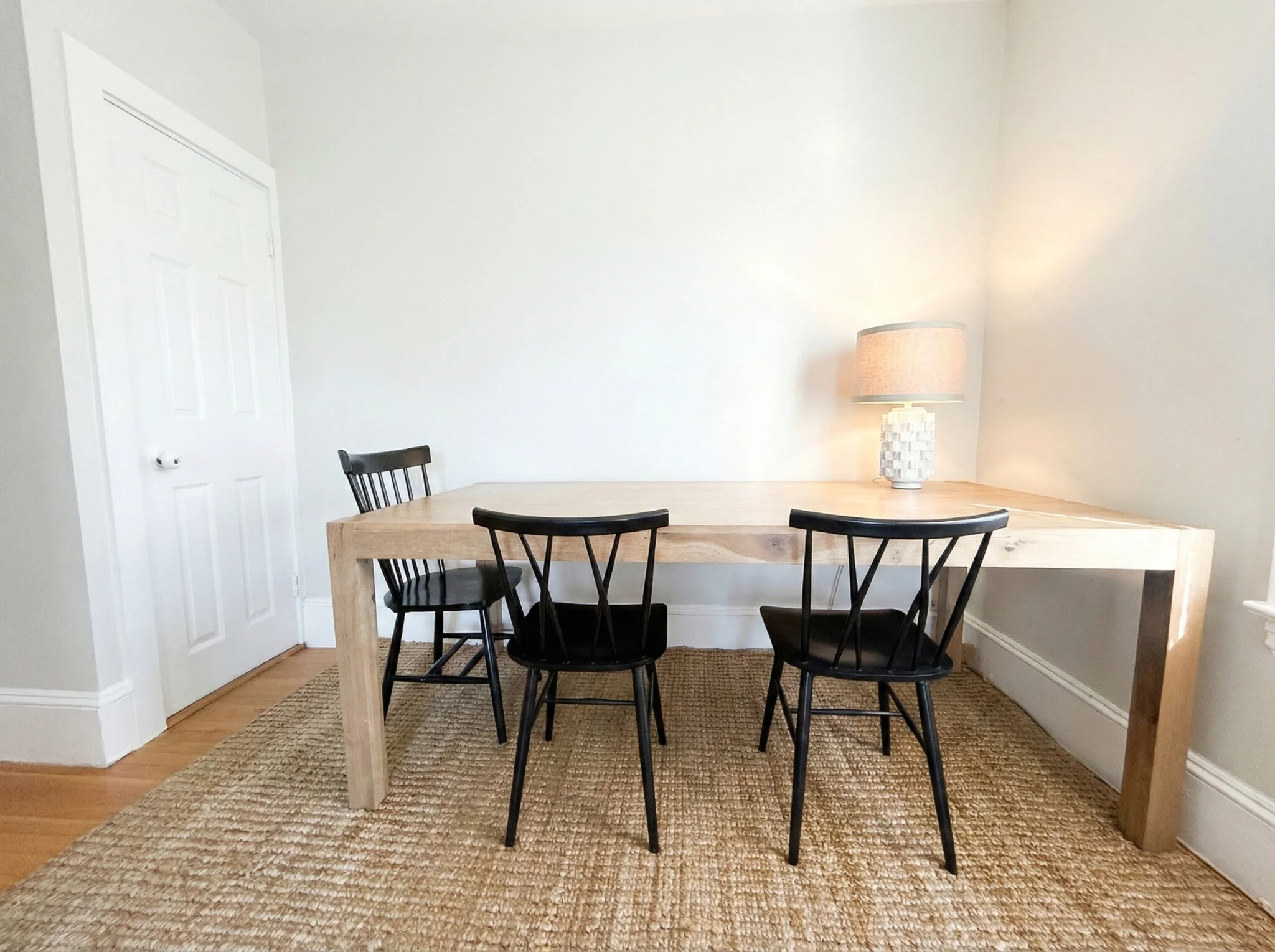 4 bed, 1.5 bath apartment for rent at 20 Fellsway Unit 2, Ten Hills — photo 6 of 17