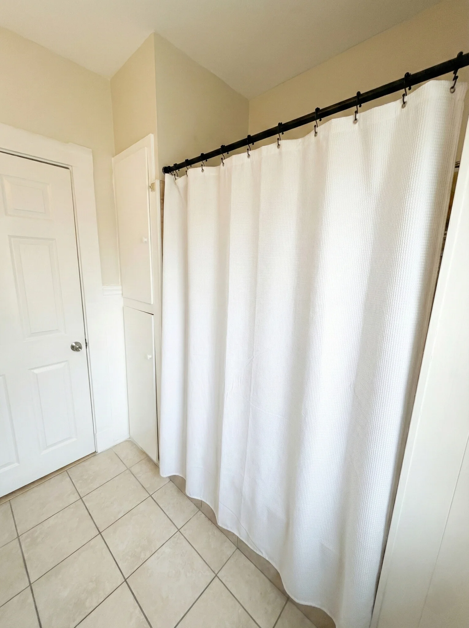 3.5 bed, 1.5 bath apartment for rent at 20 Fellsway West Unit 2, Somerville — photo 16 of 17
