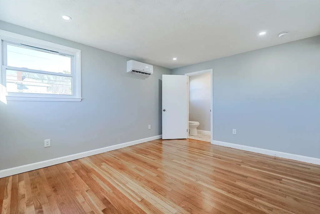 3 bed, 1 bath apartment for rent at 20 Festa Rd Unit 1, Revere — photo 15 of 30