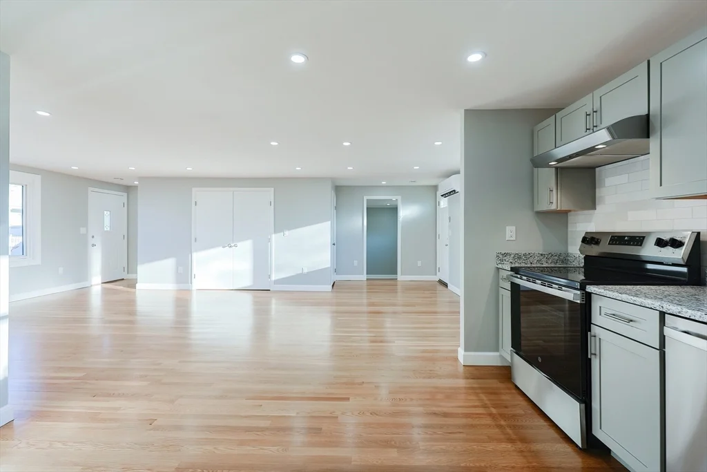 3 bed, 1 bath apartment for rent at 20 Festa Rd Unit 1, Revere — photo 4 of 30