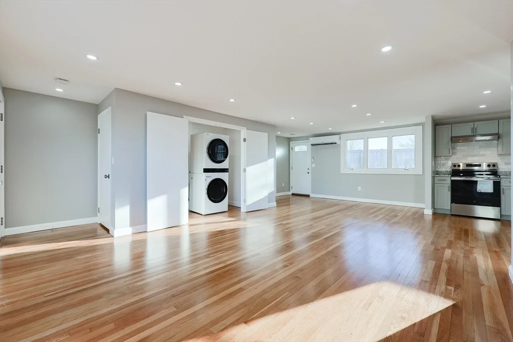 3 bed, 1 bath apartment for rent at 20 Festa Rd Unit 1, Revere — photo 11 of 30