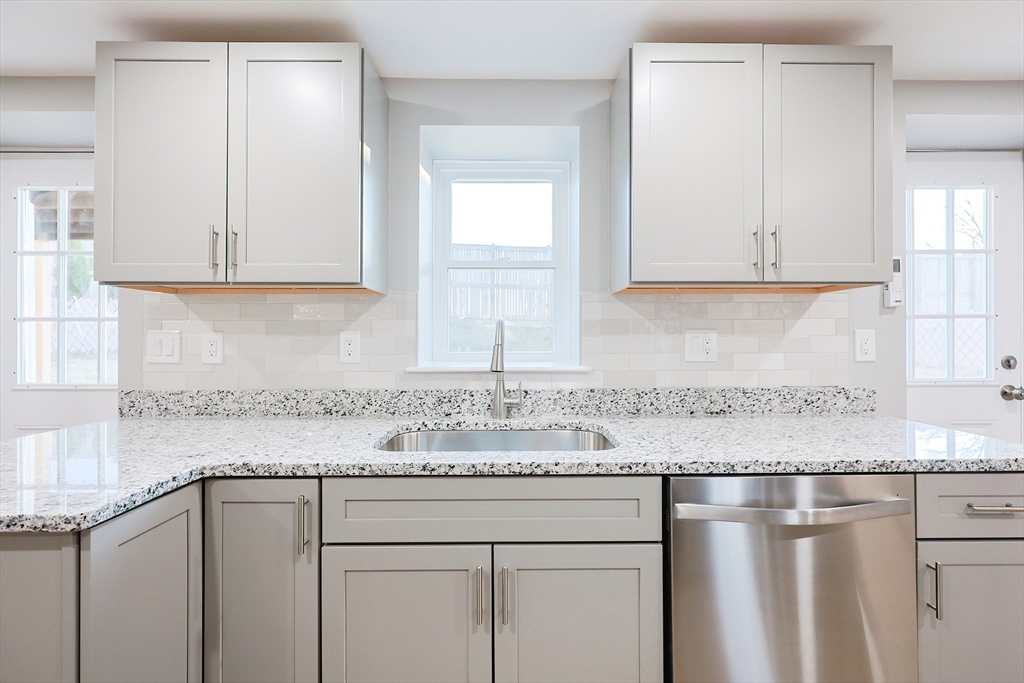 3 bed, 1 bath apartment for rent at 20 Festa Rd Unit 2, Revere — photo 2 of 32
