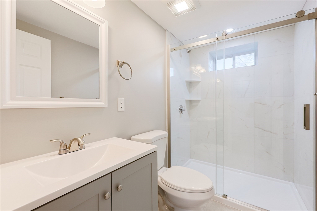 3 bed, 1 bath apartment for rent at 20 Festa Rd Unit 2, Revere — photo 17 of 32