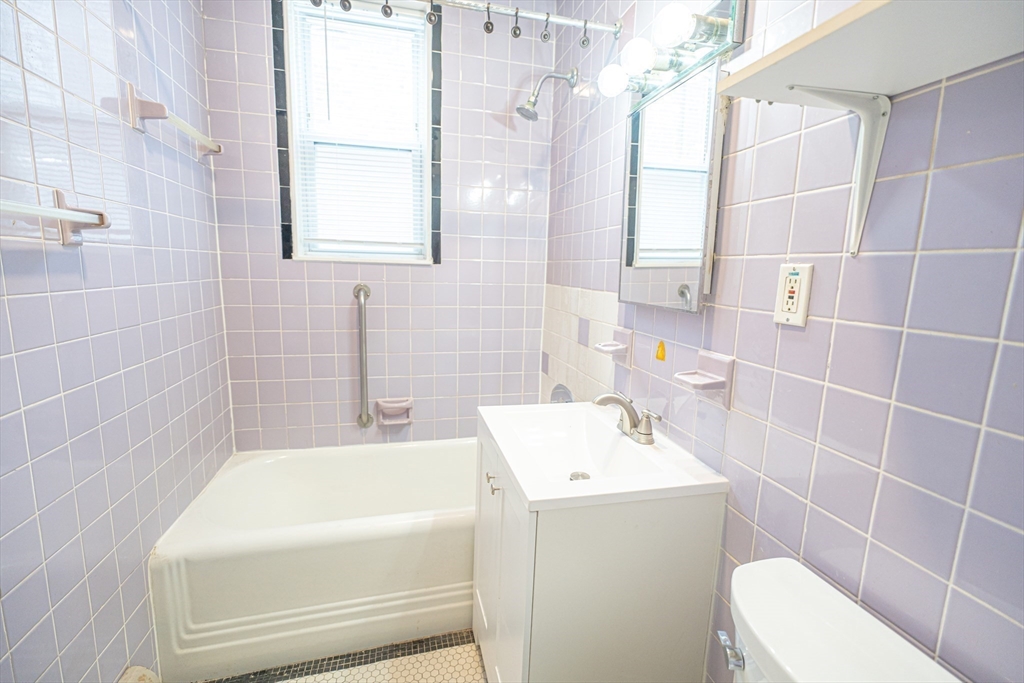 2 bed, 1 bath apartment for rent at 20 Ford St Unit 1, East Boston — photo 3 of 8