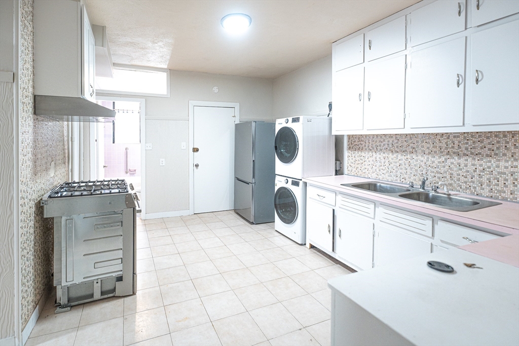 2 bed, 1 bath apartment for rent at 20 Ford St Unit 1, East Boston — photo 1 of 8