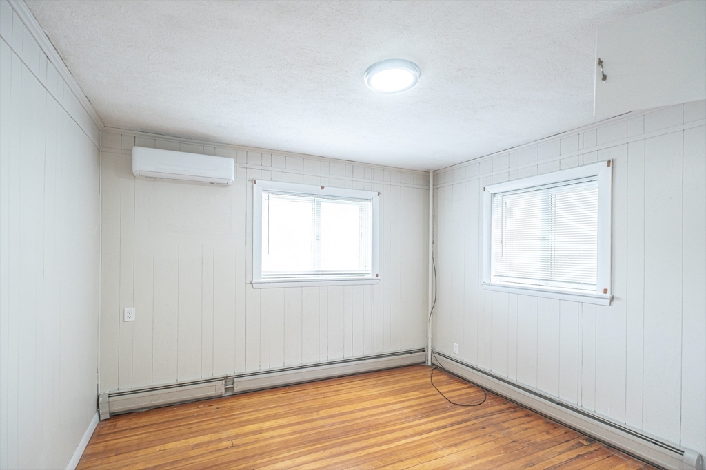2 bed, 1 bath apartment for rent at 20 Ford St Unit 1, East Boston — photo 4 of 8